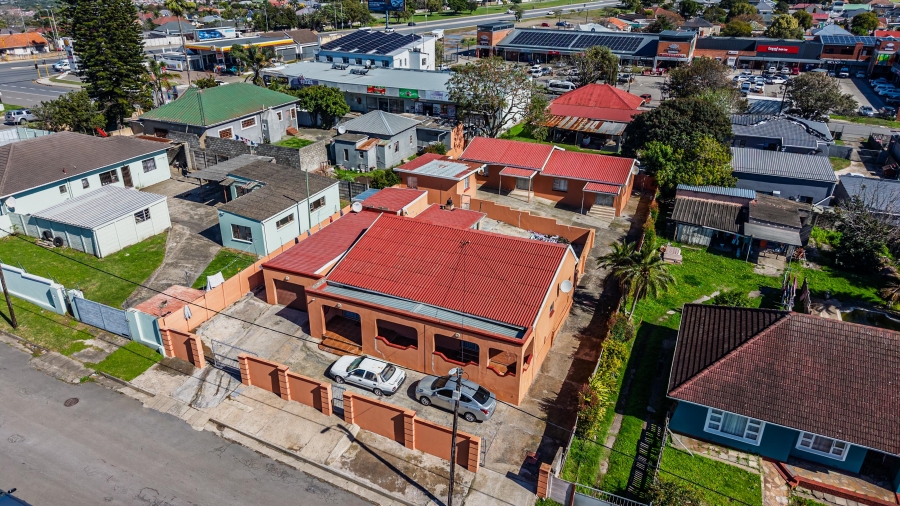 10 Bedroom Property for Sale in Greenfields Eastern Cape